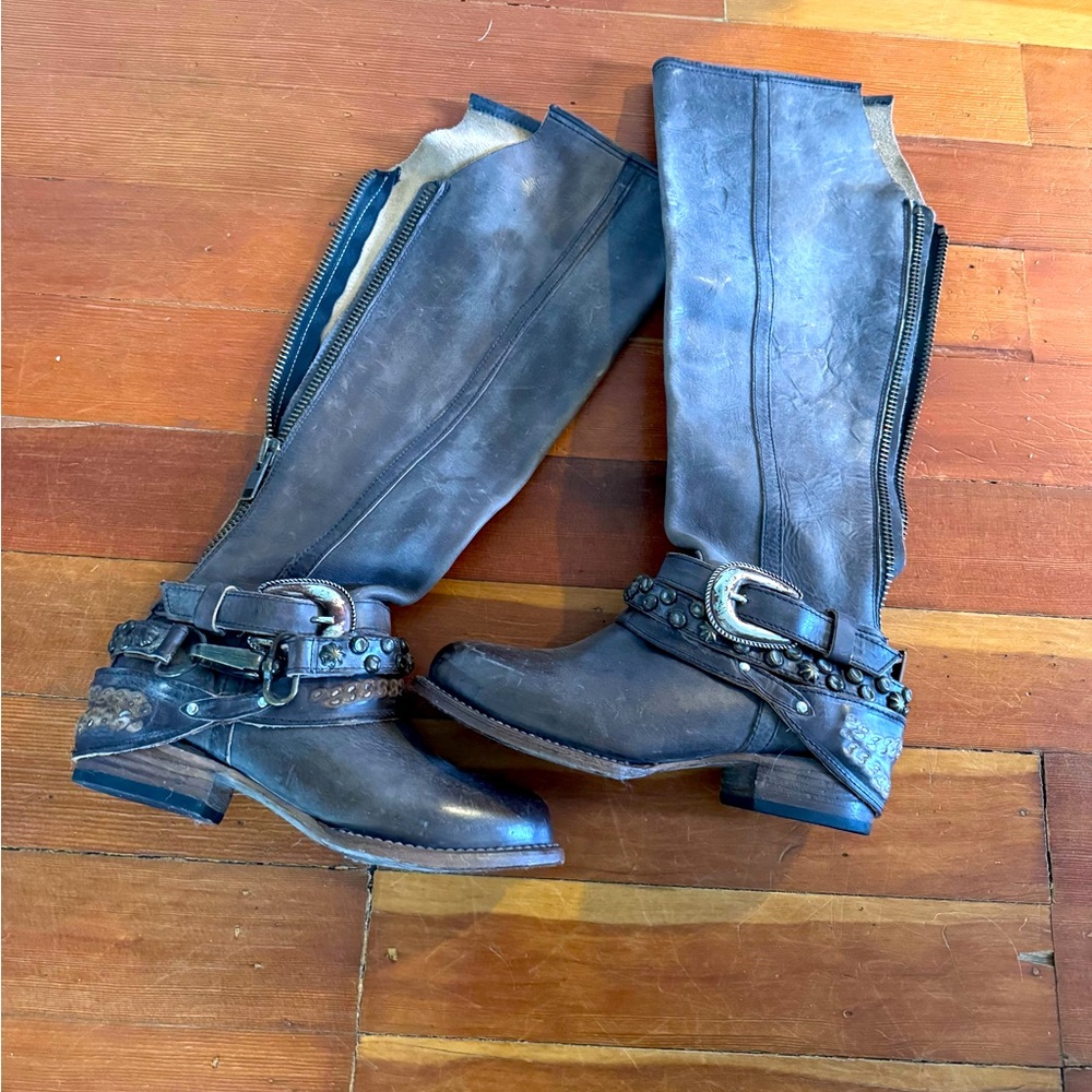 Freebird Redondo Boots Size 7 w/Beautiful Hardware